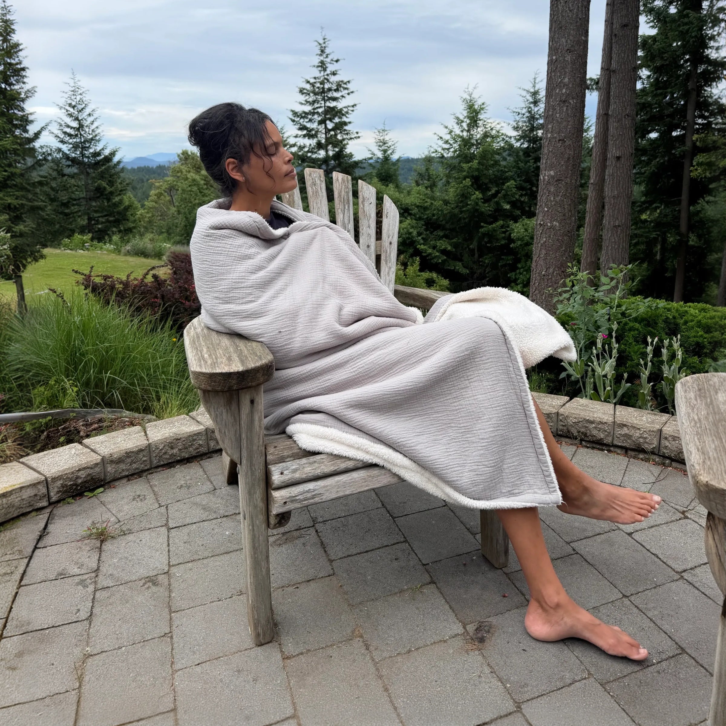 Purica Triskele Sherpa Cozy Blanket